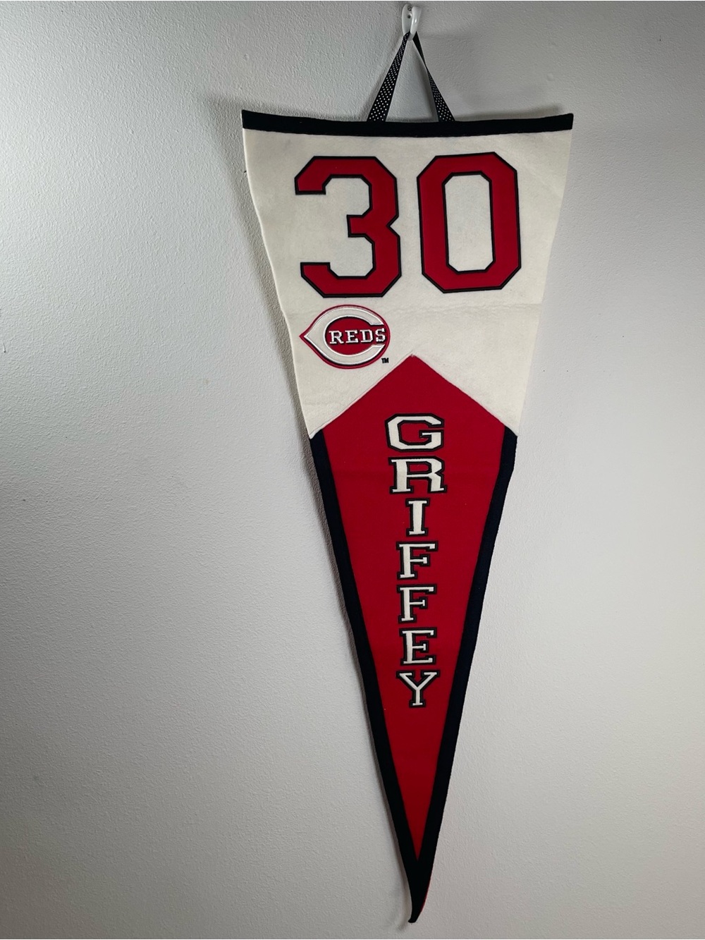 Vintage Ken Griffey Jr Cincinnati Reds Wool Embroidered Pennant Banner 1999